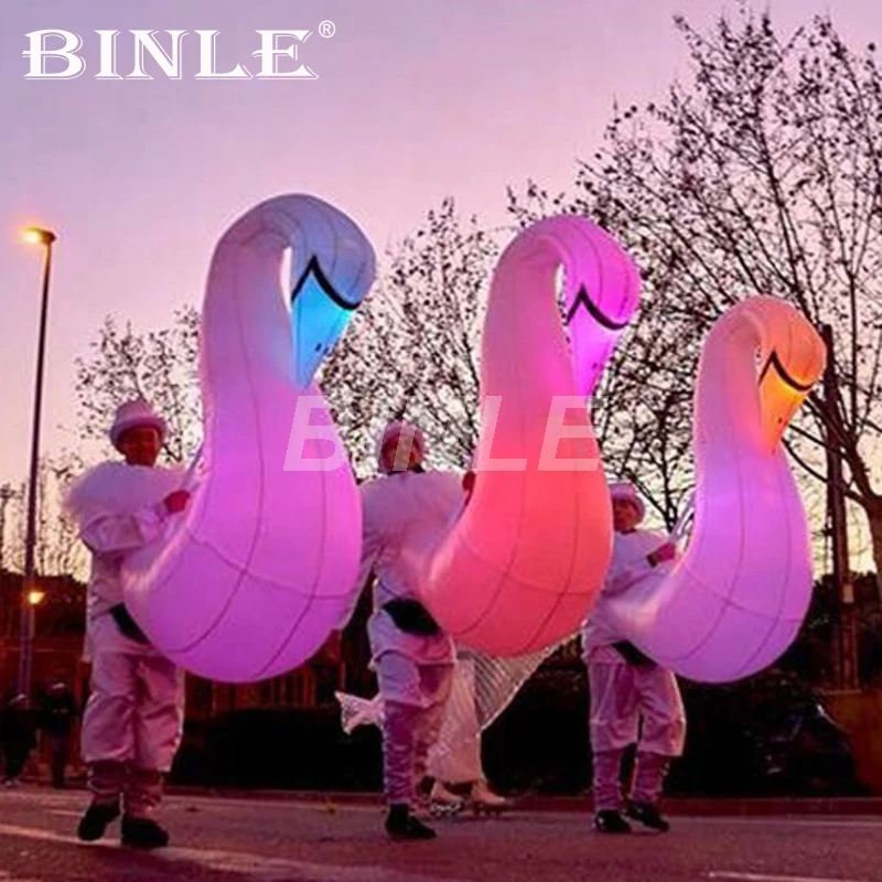 16 colors wonderful moving 4pcs giant white inflatable swan costume with led light for parade night club party decoration
16 colors wonderful moving 4pcs giant white inflatable swan costume with led light for parade night club party decoration