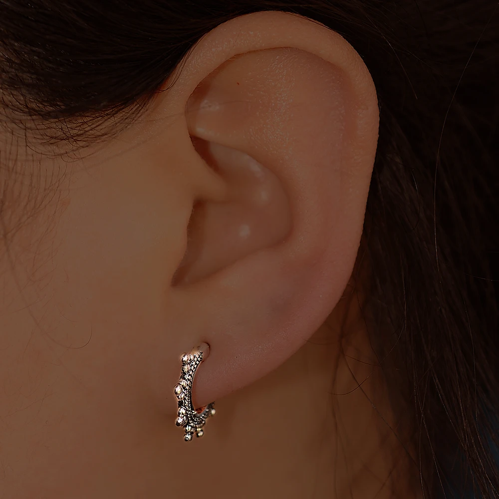 MIARA.L 2018 Fashion Retro Vintage Stud Earrings Set Alloy Earrings for Dropshipping
MIARA.L 2018 Fashion Retro Vintage Stud Earrings Set Alloy Earrings for Dropshipping