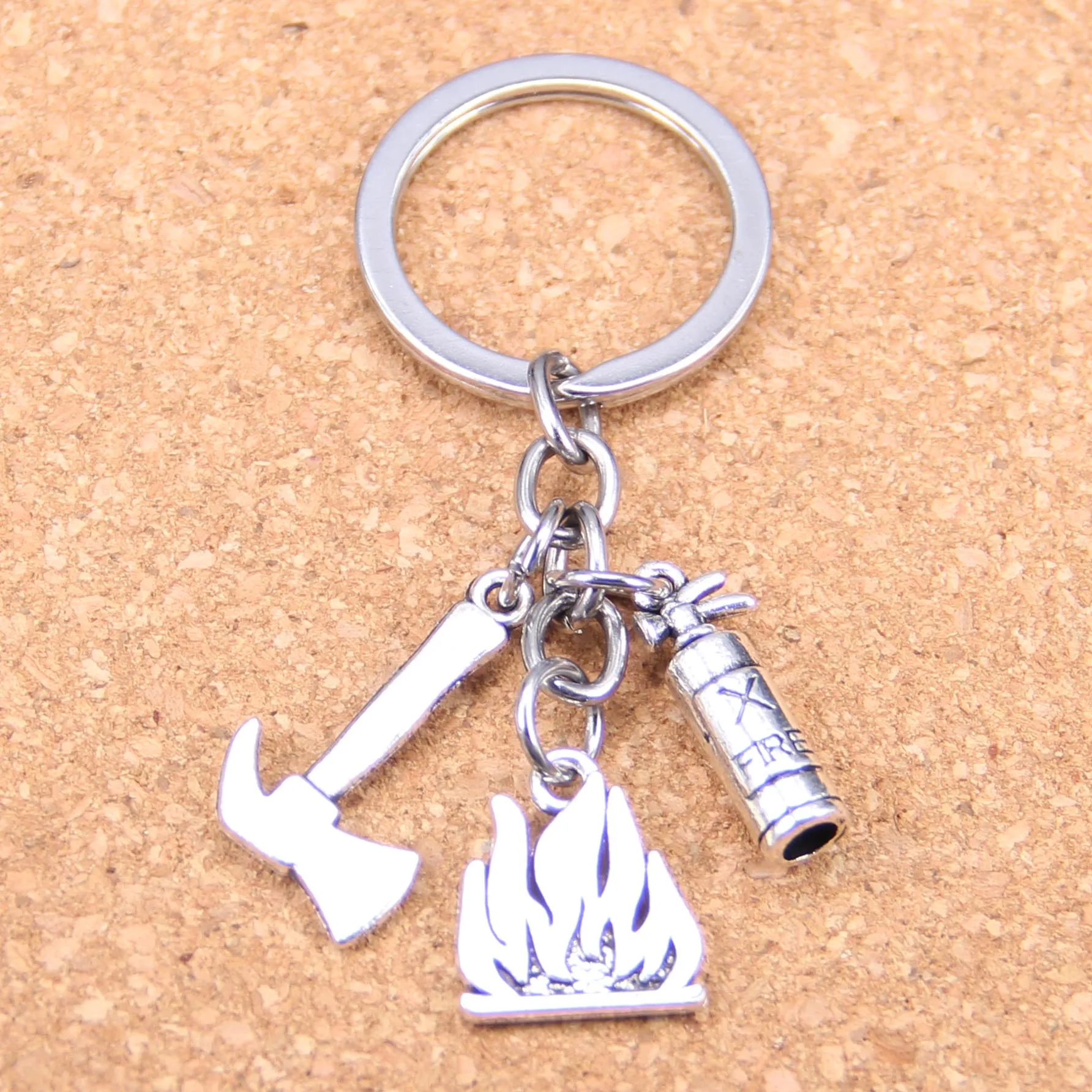 20pcs New Fashion DIY Keychain flames fire extinguisher fireman axe Pendants Men Jewelry Car Key Chain Souvenir For Gift
20pcs New Fashion DIY Keychain flames fire extinguisher fireman axe Pendants Men Jewelry Car Key Chain Souvenir For Gift