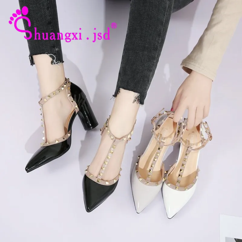 NEW Women Sandals Summer Woman Shoes Fashion High Heels Black Plus size Rivet Ladies Shoe Sandalias mujer 2019 Sandalia Feminina
NEW Women Sandals Summer Woman Shoes Fashion High Heels Black Plus size Rivet Ladies Shoe Sandalias mujer 2019 Sandalia Feminina