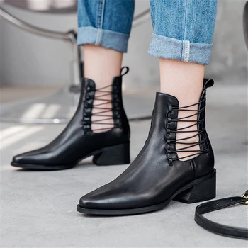 Genuine Leather Leisure Chunky Heels Summer Boots Woman Shoes Women Casual Band Retro Shoes Woman Boots Female Chelsea Boots 
Genuine Leather Leisure Chunky Heels Summer Boots Woman Shoes Women Casual Band Retro Shoes Woman Boots Female Chelsea Boots