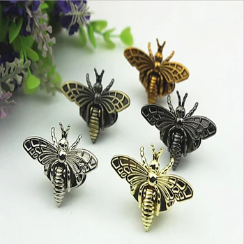 10pcs/ lot Hot Sell Luggage Handbag twist lock insert lock bee lock DIY Hardware Accessories
10pcs/ lot Hot Sell Luggage Handbag twist lock insert lock bee lock DIY Hardware Accessories