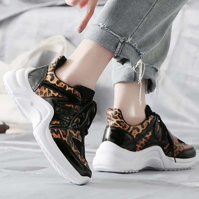 Women Sneakers Leopard Black PU Leather Casual Vulcanized Shoes Women's Daily Hiking Dad Chunky Platform Sneakers Plus Size36-42
Women Sneakers Leopard Black PU Leather Casual Vulcanized Shoes Women's Daily Hiking Dad Chunky Platform Sneakers Plus Size36-42
