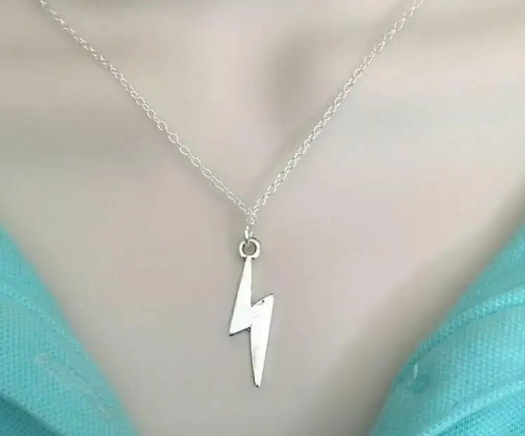 Hand Cut Lighting Bolt Silver Necklace R.I.P David Bowie Charm Pendant Fashion Accessories Lightning Necklace Woman Gift
Hand Cut Lighting Bolt Silver Necklace R.I.P David Bowie Charm Pendant Fashion Accessories Lightning Necklace Woman Gift