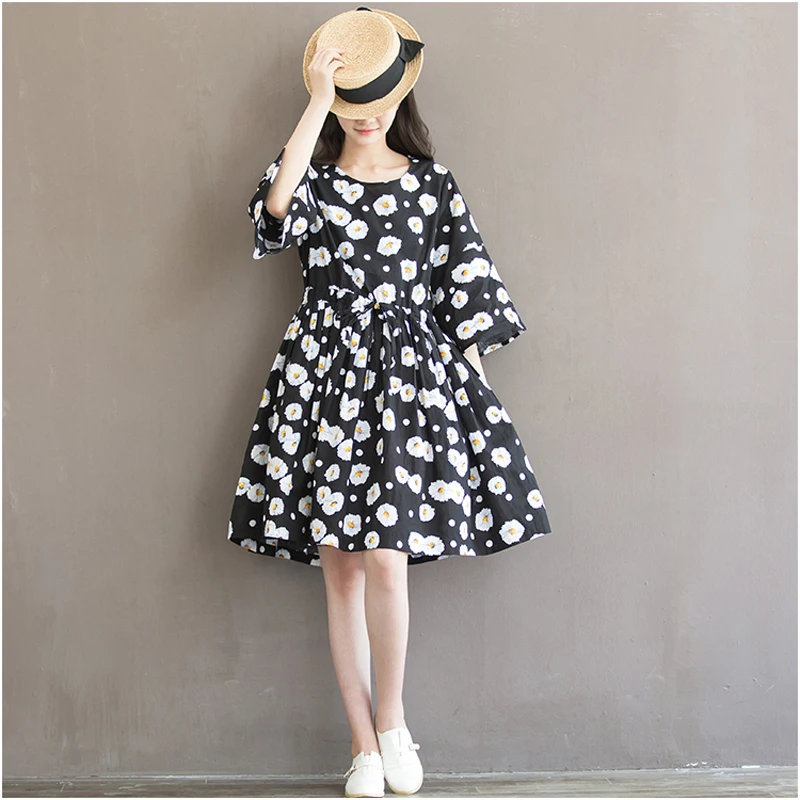 2019 summer mori girl dress daisy flowers print retro vintage Round collar cotton loose Large size women's dress E1177
2019 summer mori girl dress daisy flowers print retro vintage Round collar cotton loose Large size women's dress E1177