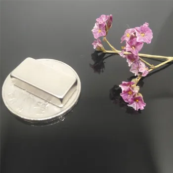 Zion 830pcs 20x10x4 mm super strong magnet N35 rare earth permanent block neodymium magnet 20mmx10mmx4mm ndfeb magnet
Zion 830pcs 20x10x4 mm super strong magnet N35 rare earth permanent block neodymium magnet 20mmx10mmx4mm ndfeb magnet