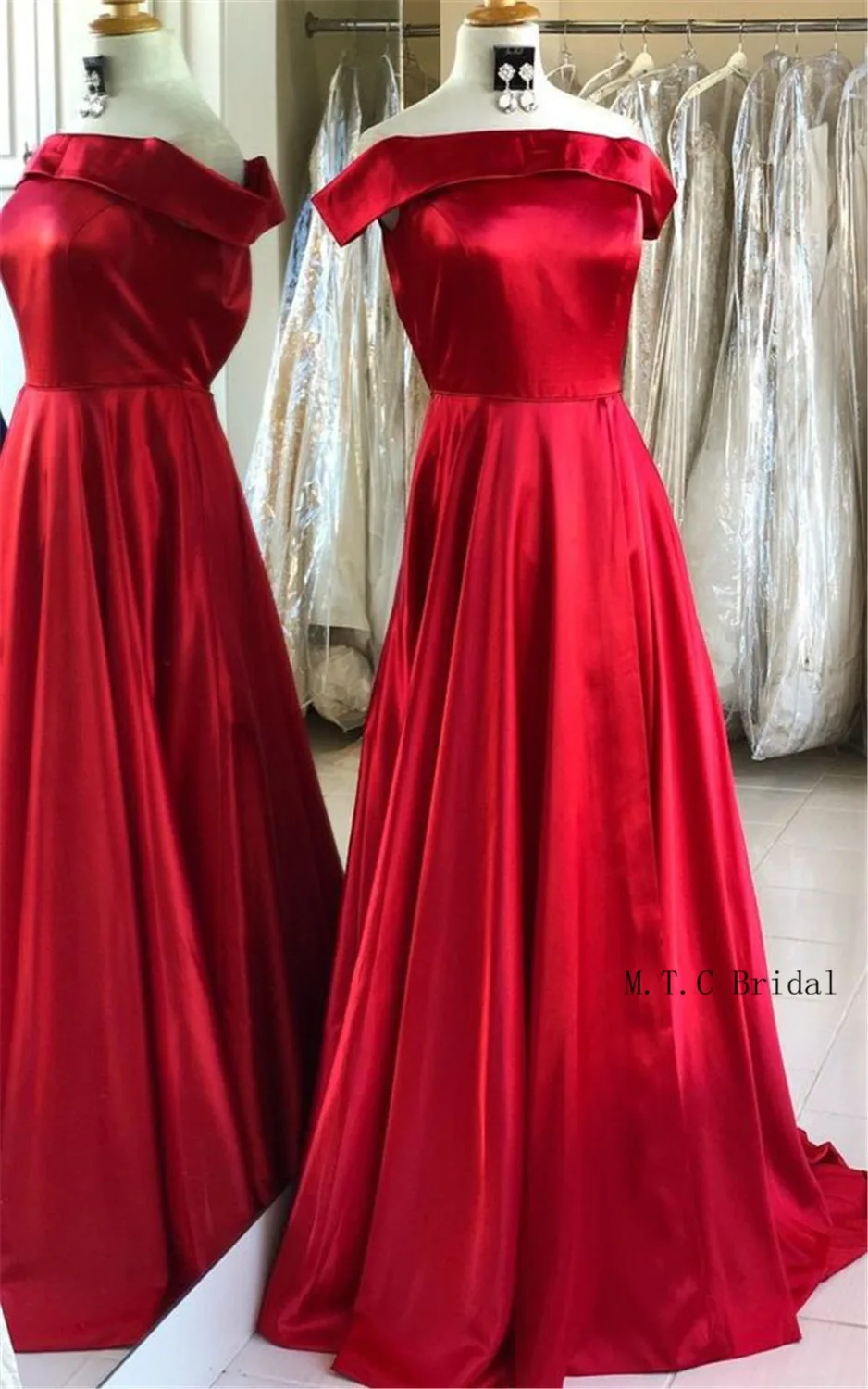 Simple Red Satin Long Prom Dresses Off The Shoulder Boat Neck Floor Length Cheap Evening Party Gowns 2019 Hot Selling
Simple Red Satin Long Prom Dresses Off The Shoulder Boat Neck Floor Length Cheap Evening Party Gowns 2019 Hot Selling