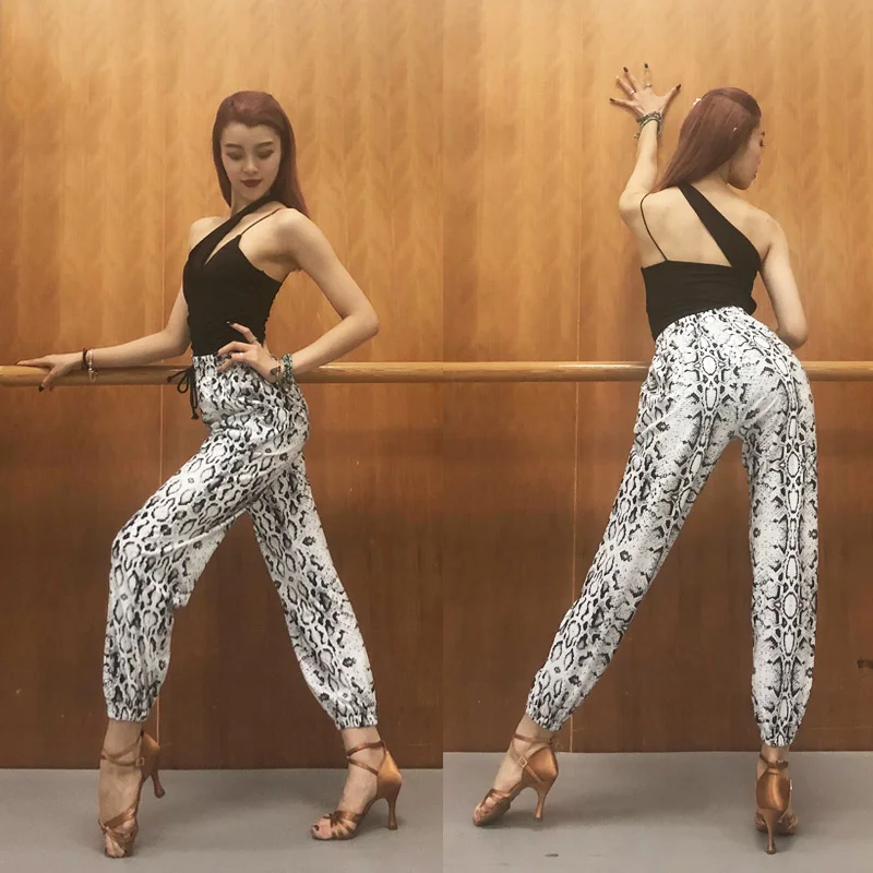 Sexy Latin Ballroom Dance Pants New Snake Pattern Women Good Quality Training Clothes Latin Dancing Pants Cheap Trousers DL4064
Sexy Latin Ballroom Dance Pants New Snake Pattern Women Good Quality Training Clothes Latin Dancing Pants Cheap Trousers DL4064