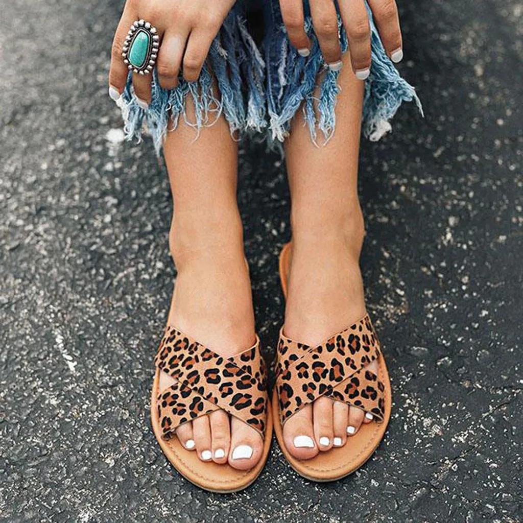 Women's Ladies Flat Cross Belt Slip On Beach Roman Indoor Outdoor Non-slip Shoes Gold Slippers Plus Size 43 2019 Summer Hot
Women's Ladies Flat Cross Belt Slip On Beach Roman Indoor Outdoor Non-slip Shoes Gold Slippers Plus Size 43 2019 Summer Hot
