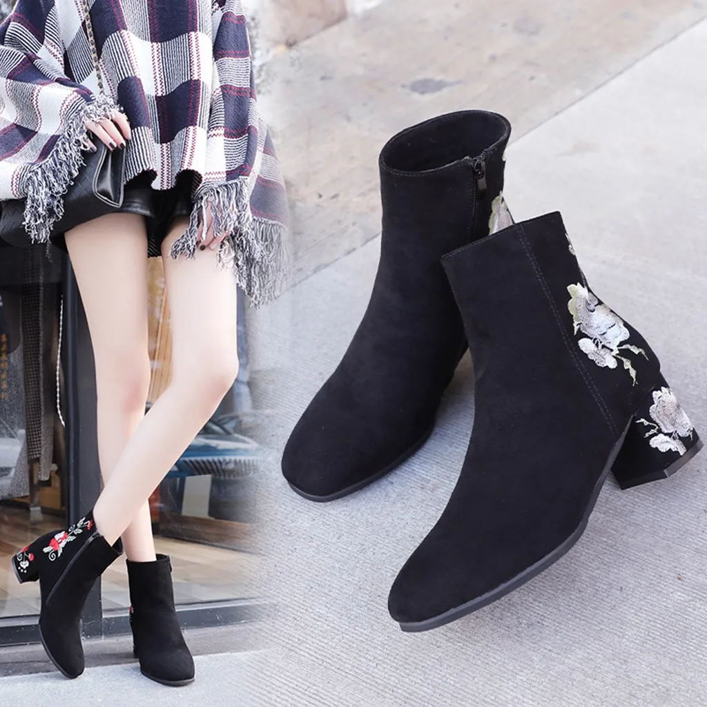 NewWomen High Heel Shoes Fashion Embroidre Warm Thick Square Heel Ankle Short Boots Round Toe Shoes Retro Zipper botas mujer
NewWomen High Heel Shoes Fashion Embroidre Warm Thick Square Heel Ankle Short Boots Round Toe Shoes Retro Zipper botas mujer