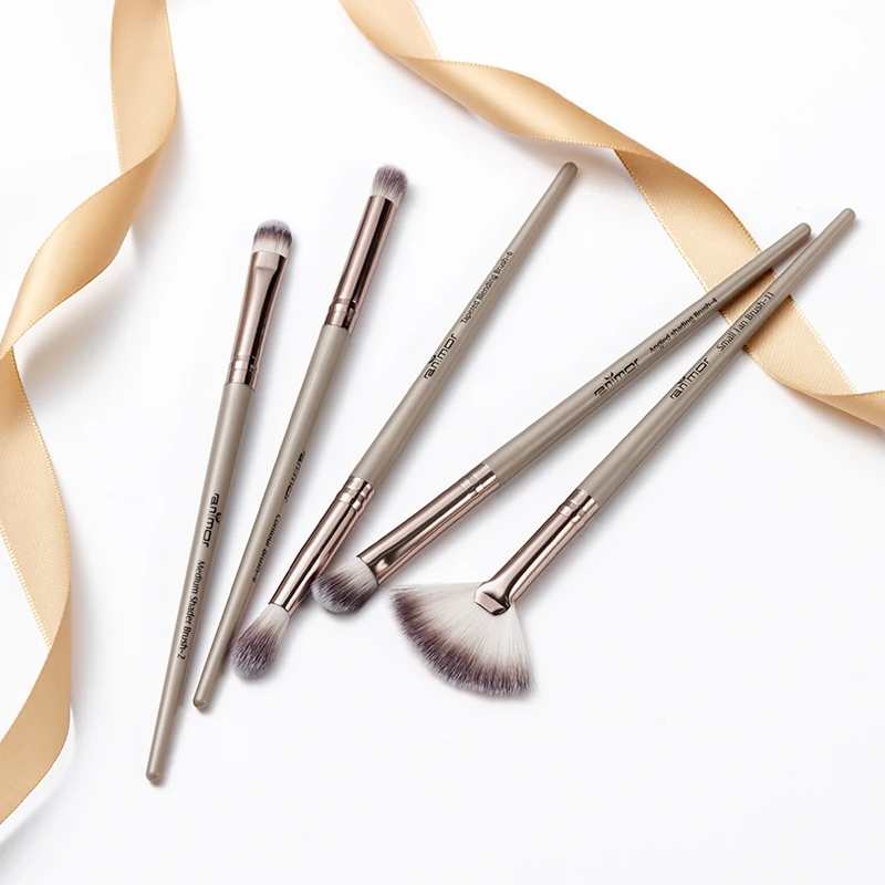 2019 Anmor 5PCS/lot Makeup Brushes Make up Brush Set Professional Eyeshadow Soft Eyebrow Blending eyelash Cleaner Cosmetic Tools
2019 Anmor 5PCS/lot Makeup Brushes Make up Brush Set Professional Eyeshadow Soft Eyebrow Blending eyelash Cleaner Cosmetic Tools