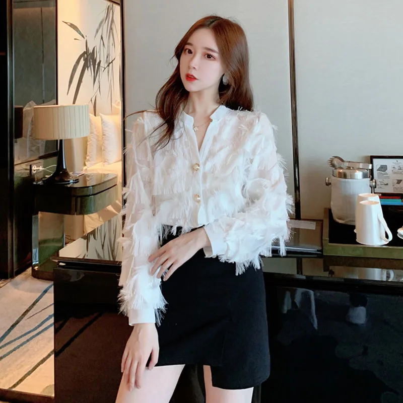 Brand Autumn Spring Women Blouses Ladies Chiffon Feathers Tops Tassel Shirts Flare Sleeve Blusa Black White Vetement Femme New
Brand Autumn Spring Women Blouses Ladies Chiffon Feathers Tops Tassel Shirts Flare Sleeve Blusa Black White Vetement Femme New