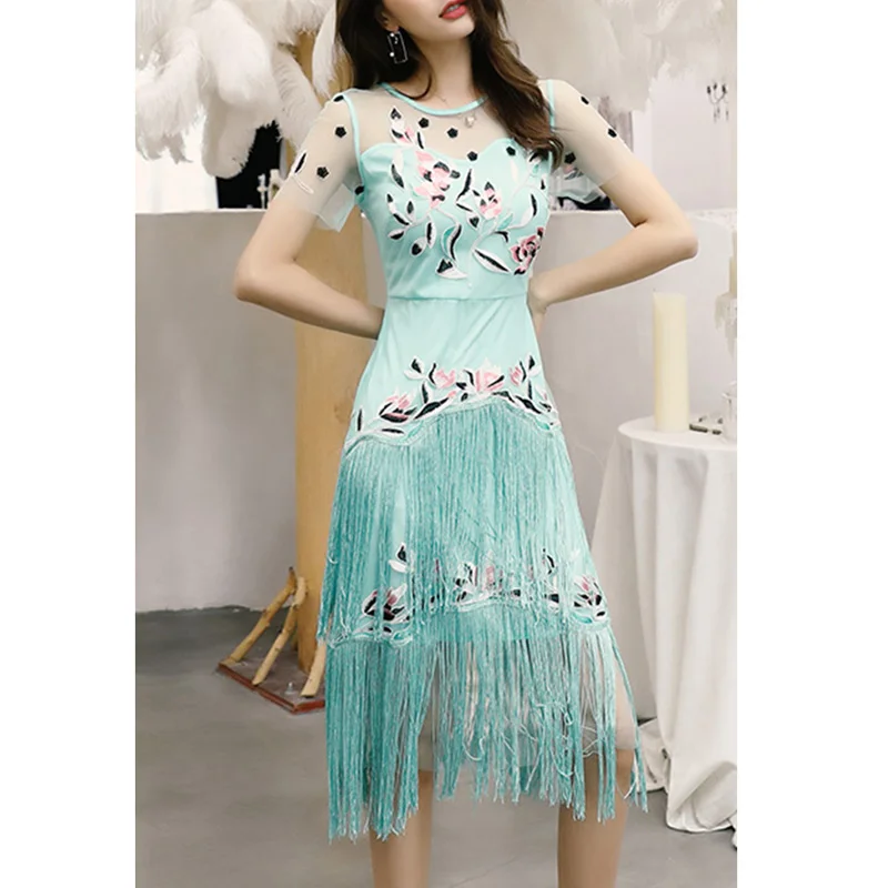 robe vintage rockabilly cyan-blue tassel dress sheer mesh embroidery flower dress short-sleeved mid calf length bandeau dress
robe vintage rockabilly cyan-blue tassel dress sheer mesh embroidery flower dress short-sleeved mid calf length bandeau dress