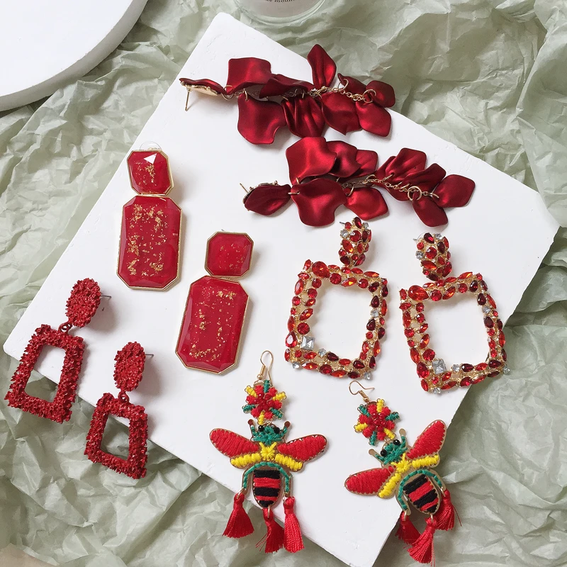 Ztech Brand Za Resin Water Drop Earrings Women Luxury Dangle Geometric Maxi Statement Earrings Red Beads Pendant Brinco Jewelry
Ztech Brand Za Resin Water Drop Earrings Women Luxury Dangle Geometric Maxi Statement Earrings Red Beads Pendant Brinco Jewelry