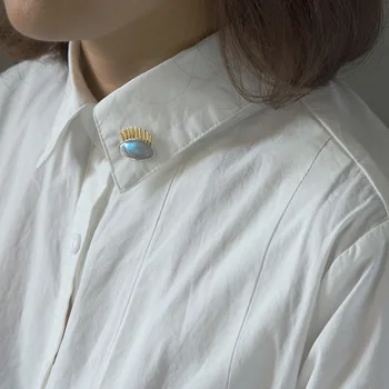 Acecare Original Sleepwalker's Funny Silver-inlaid Feldspar Brooch Female Pure Silver Eye Collars 
Acecare Original Sleepwalker's Funny Silver-inlaid Feldspar Brooch Female Pure Silver Eye Collars