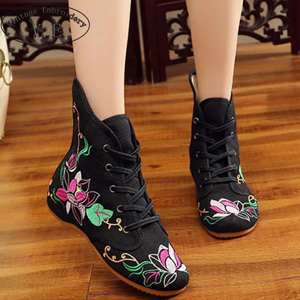 Vintage Embroidery Ankle Boots Ladies Casual Bota Feminina Chinese Ethnic Lotus Embroidery Shoes Woman Lace Up Flats
Vintage Embroidery Ankle Boots Ladies Casual Bota Feminina Chinese Ethnic Lotus Embroidery Shoes Woman Lace Up Flats