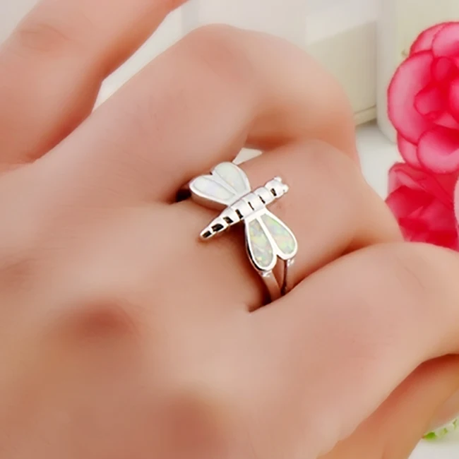 Cute Female Girls Dragonfly Animal Ring Boho 925 Silver White Fire Opal Ring Vintage Wedding Rings For Women Best Gifts
Cute Female Girls Dragonfly Animal Ring Boho 925 Silver White Fire Opal Ring Vintage Wedding Rings For Women Best Gifts