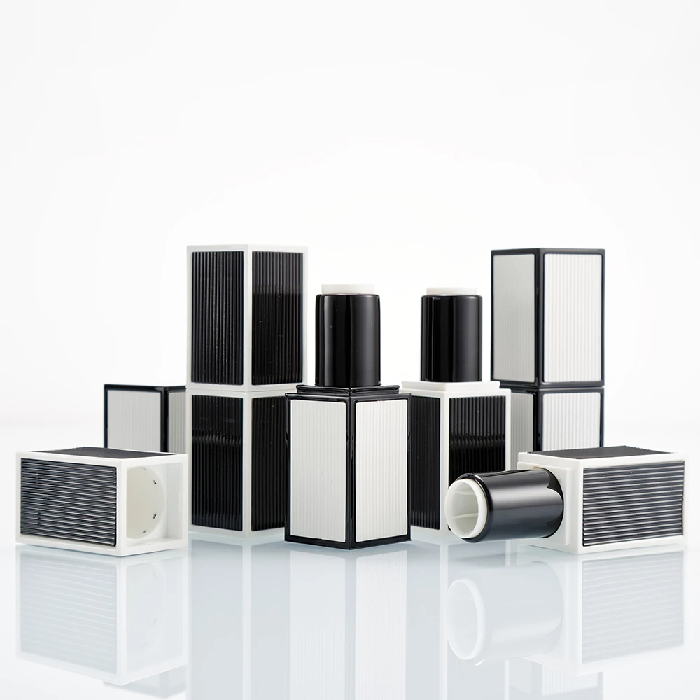 Square 12.1mm white/black wholesale lipstick tube, lip balm tube manufacturers for cosmetic packaging
Square 12.1mm white/black wholesale lipstick tube, lip balm tube manufacturers for cosmetic packaging