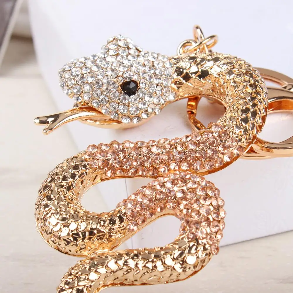 New Arrival Cobra Snake Cute Crystal Charm Pendant Purse HandBag Car Key Ring Chain Wedding Party Jewelry Lucky Gift
New Arrival Cobra Snake Cute Crystal Charm Pendant Purse HandBag Car Key Ring Chain Wedding Party Jewelry Lucky Gift