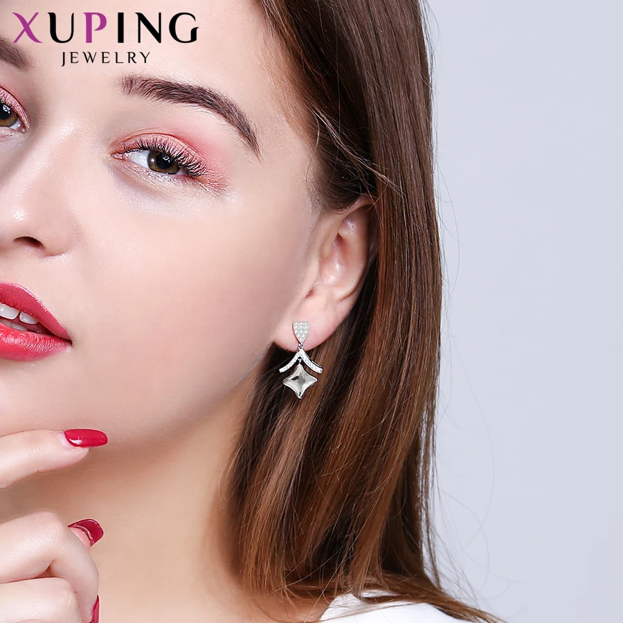 Xuping Jewelry Stylish Elegant Shinning Earrings Crystals from Swarovski Family Party Gifts for Ladies S146-20604
Xuping Jewelry Stylish Elegant Shinning Earrings Crystals from Swarovski Family Party Gifts for Ladies S146-20604