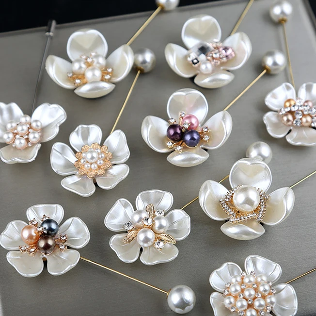Korean Fashion New Cloth Art Camellia Flower Flower Brooch Pin Jewelry Corsage Long Needle Pins and Brooches Women Accessories
Korean Fashion New Cloth Art Camellia Flower Flower Brooch Pin Jewelry Corsage Long Needle Pins and Brooches Women Accessories