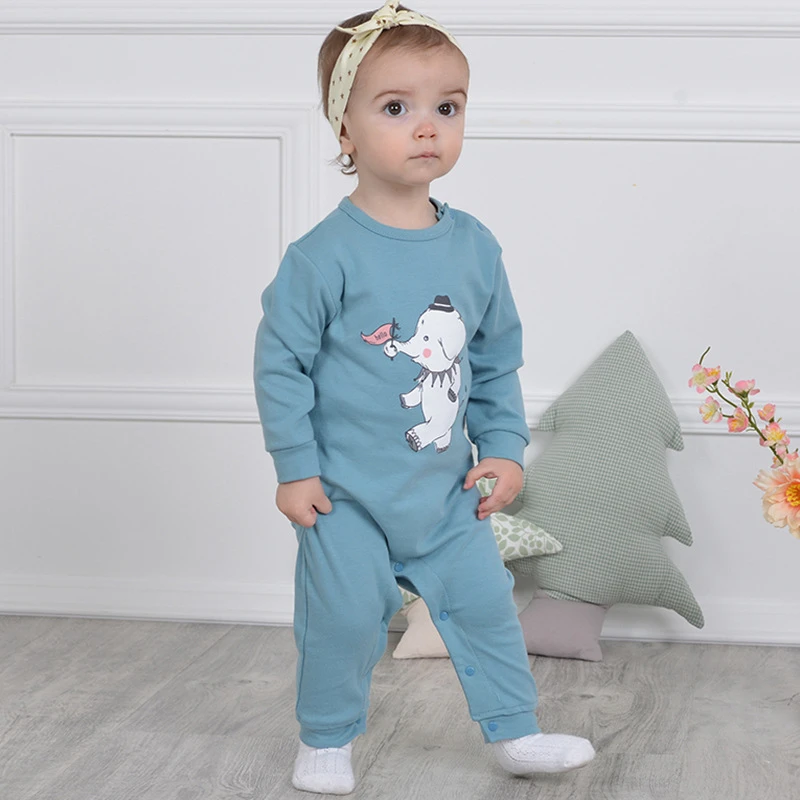 4487010510_425329542