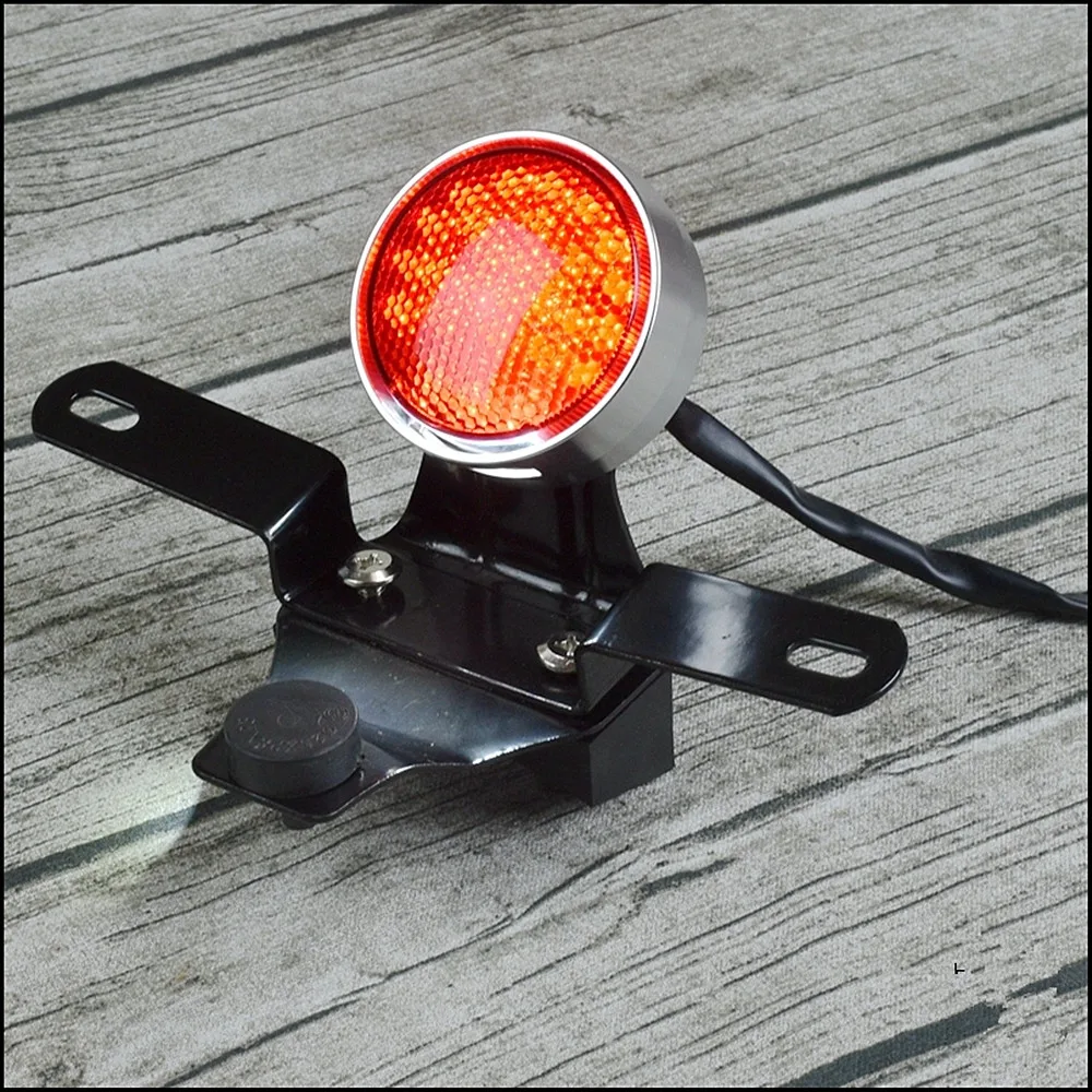 CNC Tail lamp Rear light license bracket Retro Motorcycle tail light Cafe Racer modified custom
CNC Tail lamp Rear light license bracket Retro Motorcycle tail light Cafe Racer modified custom