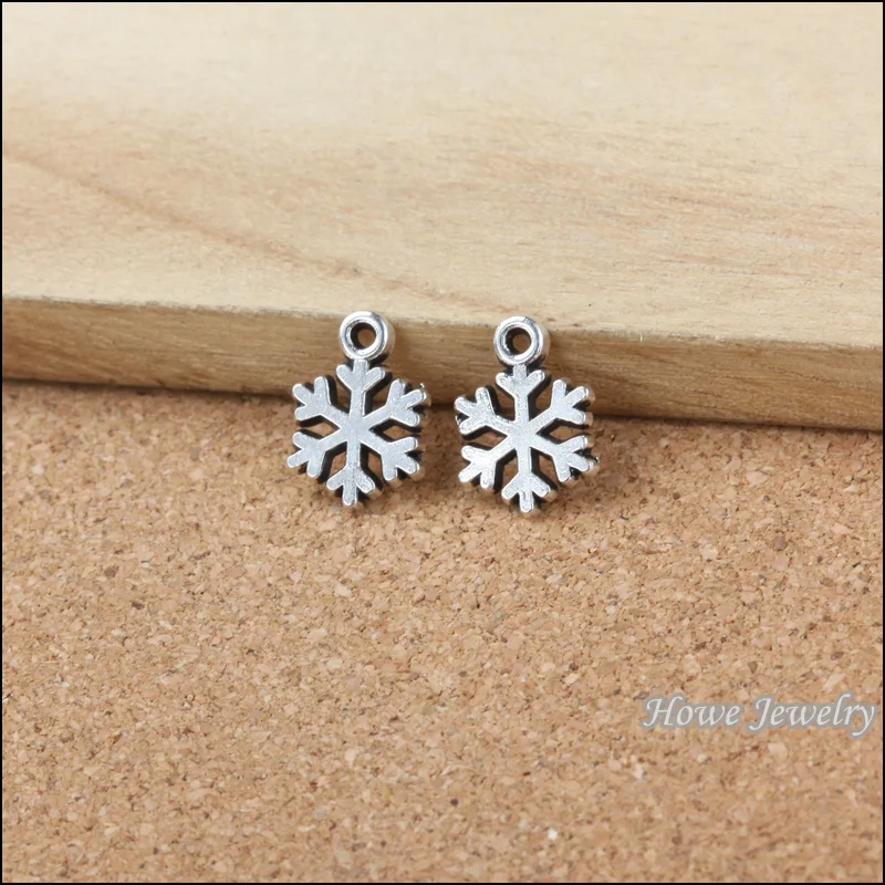 250PCS wholesale New Snowflake pendant Tibetan silver fits for European vintage 3D Charm Bracelet DIY jewelry findings 20118
250PCS wholesale New Snowflake pendant Tibetan silver fits for European vintage 3D Charm Bracelet DIY jewelry findings 20118