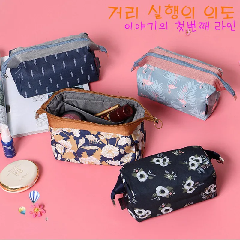 Travel Girl Makeup Box Waterproof Cosmetic Bags Women's Trip Wash Toiletry Lipstick Eyelash Brush Pouch Case Accessories
Travel Girl Makeup Box Waterproof Cosmetic Bags Women's Trip Wash Toiletry Lipstick Eyelash Brush Pouch Case Accessories