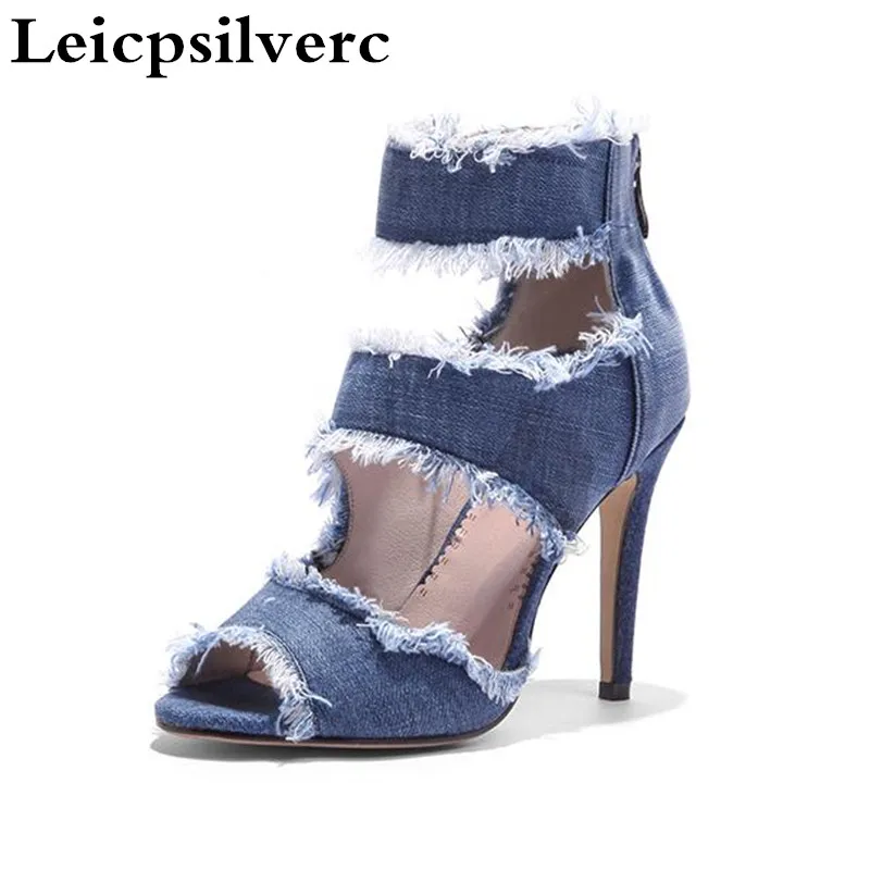 Summer new European and American denim super high heel women sandals after the zipper fish mouth side empty large yards of sanda
Summer new European and American denim super high heel women sandals after the zipper fish mouth side empty large yards of sanda