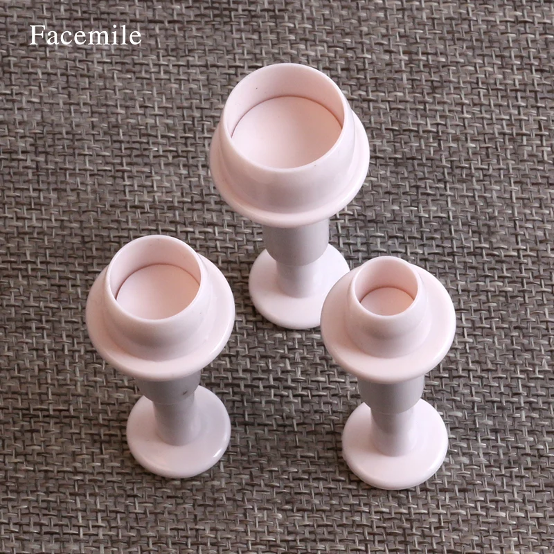 3Pcs/Set Circular Round Fondant Cake Plunger Cutters Cookie Mold Set Tools 51087 Gift
3Pcs/Set Circular Round Fondant Cake Plunger Cutters Cookie Mold Set Tools 51087 Gift