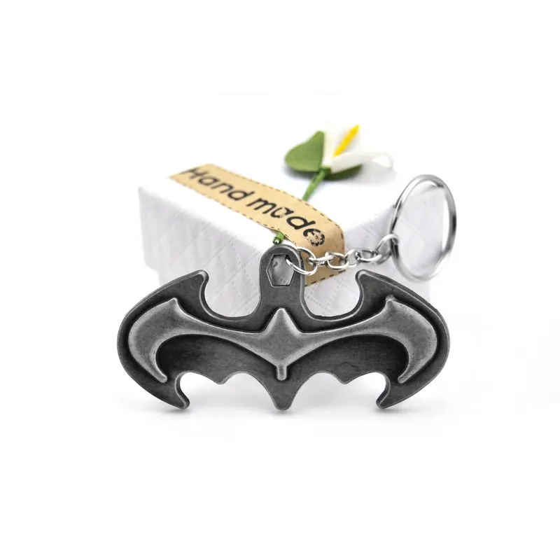 Pop Superhero Batman Keychain Men Trinket Marvel Key Ring Anime Key Chain Metal Creative Custom Car Banner Holder Men Gift
Pop Superhero Batman Keychain Men Trinket Marvel Key Ring Anime Key Chain Metal Creative Custom Car Banner Holder Men Gift