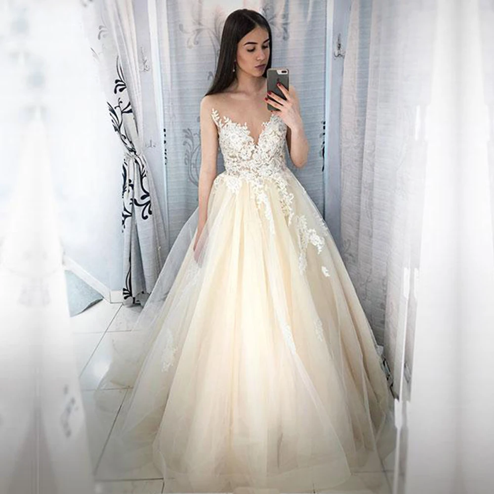 Sexy Illusion V Neck A Line Wedding Dresses 2019 Elegant Lace Applique Sleeveless Bridal Wedding Gowns Long Vestido De Nova F99
Sexy Illusion V Neck A Line Wedding Dresses 2019 Elegant Lace Applique Sleeveless Bridal Wedding Gowns Long Vestido De Nova F99
