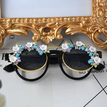 Flip Up Steampunk Flower Diamond Sunglasses Women Round Fashion Ladies Sun Glasses Brand Designer Eyewear 2019 Oculos Feminino
Flip Up Steampunk Flower Diamond Sunglasses Women Round Fashion Ladies Sun Glasses Brand Designer Eyewear 2019 Oculos Feminino