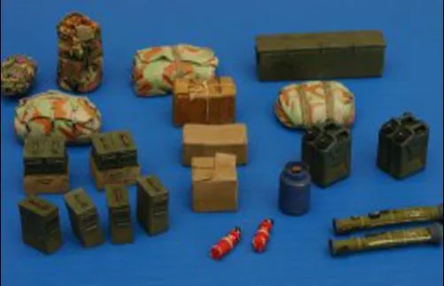 1:35 scale model scene accessories Modern US military equipment architectural model material miniatures Resin Model Kit figure
1:35 scale model scene accessories Modern US military equipment architectural model material miniatures Resin Model Kit figure