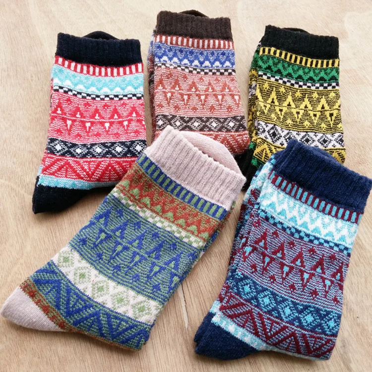 10Pairs/Lot 2017 new two-way retro electric stripe men socks wool socks autumn and winter thickening abbit wholesale
10Pairs/Lot 2017 new two-way retro electric stripe men socks wool socks autumn and winter thickening abbit wholesale