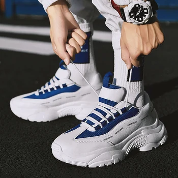 New Men sneaker chaussure homme shoes Thick Bottom Platform Panda Triple S male light super running masculino famale size 39-44
New Men sneaker chaussure homme shoes Thick Bottom Platform Panda Triple S male light super running masculino famale size 39-44