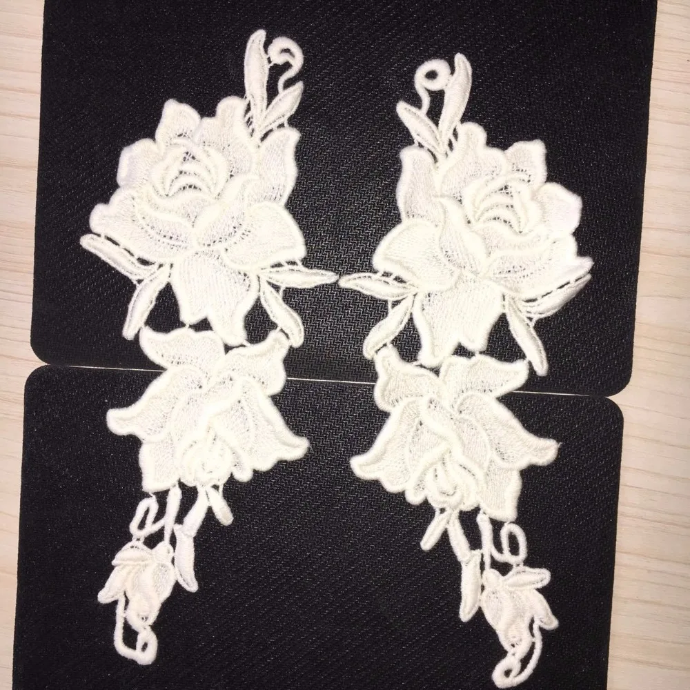 1 Pair Beautiful Light Beige Cotton Mirror Beautiful Flower Rose Lace Applique Sewing Embellishment in Pair
1 Pair Beautiful Light Beige Cotton Mirror Beautiful Flower Rose Lace Applique Sewing Embellishment in Pair