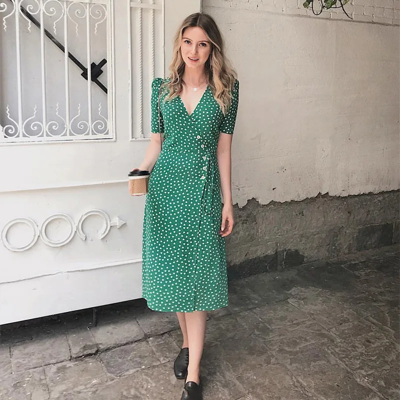 Ladies Viscose 100% Wrap V Neck Contrast Love Heart Print Midi Dress With Button Closured & Short Sleeve & Waist Ties
Ladies Viscose 100% Wrap V Neck Contrast Love Heart Print Midi Dress With Button Closured & Short Sleeve & Waist Ties
