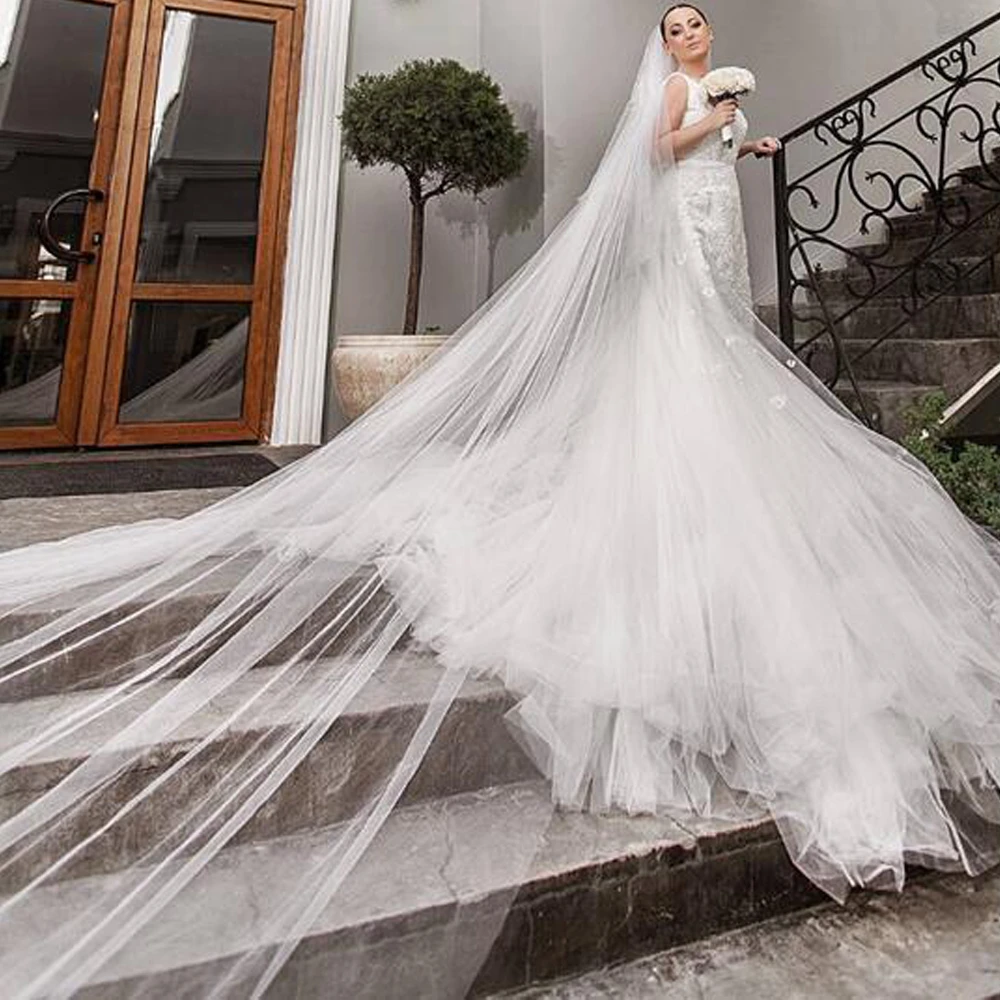 White/Ivory Single Layer Simple Plain Tulle Veil 3M Long Wedding Veil Bridal Accessories Free Shipping With Comb
White/Ivory Single Layer Simple Plain Tulle Veil 3M Long Wedding Veil Bridal Accessories Free Shipping With Comb