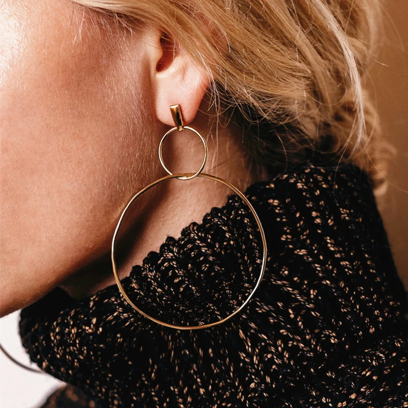New Fashion Jewelry Women Minimalist Punk Circle Earring Brincos Geometric Bijoux pendientes mujer One Direction wholesale 2020
New Fashion Jewelry Women Minimalist Punk Circle Earring Brincos Geometric Bijoux pendientes mujer One Direction wholesale 2020