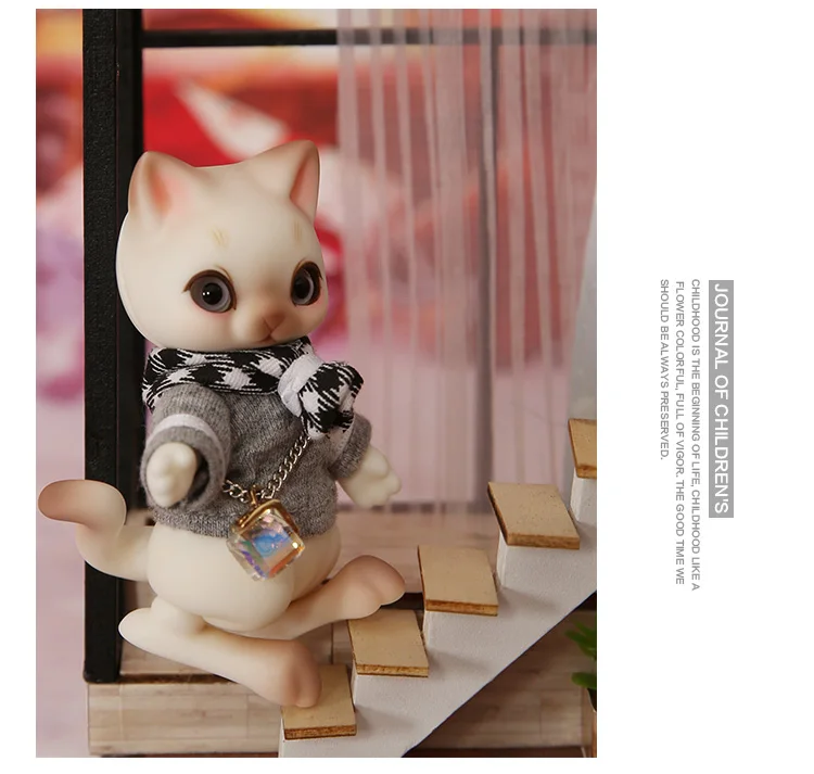 YF12-383_02
