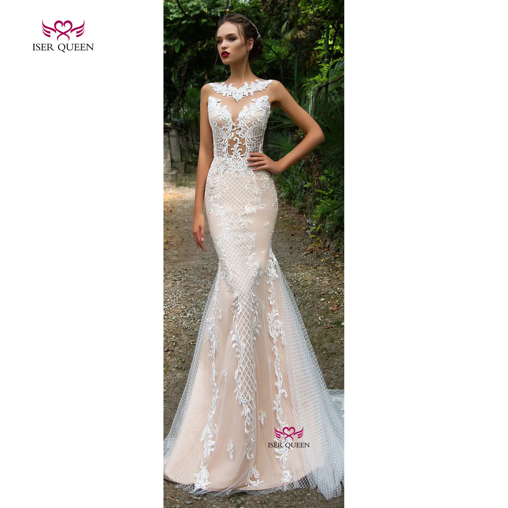 Delicate Embroidery V-neck Tiered Sheer Court Train Wedding Dressed Champagne Illusion Unique Back Design Sexy Mermaid w0587
Delicate Embroidery V-neck Tiered Sheer Court Train Wedding Dressed Champagne Illusion Unique Back Design Sexy Mermaid w0587