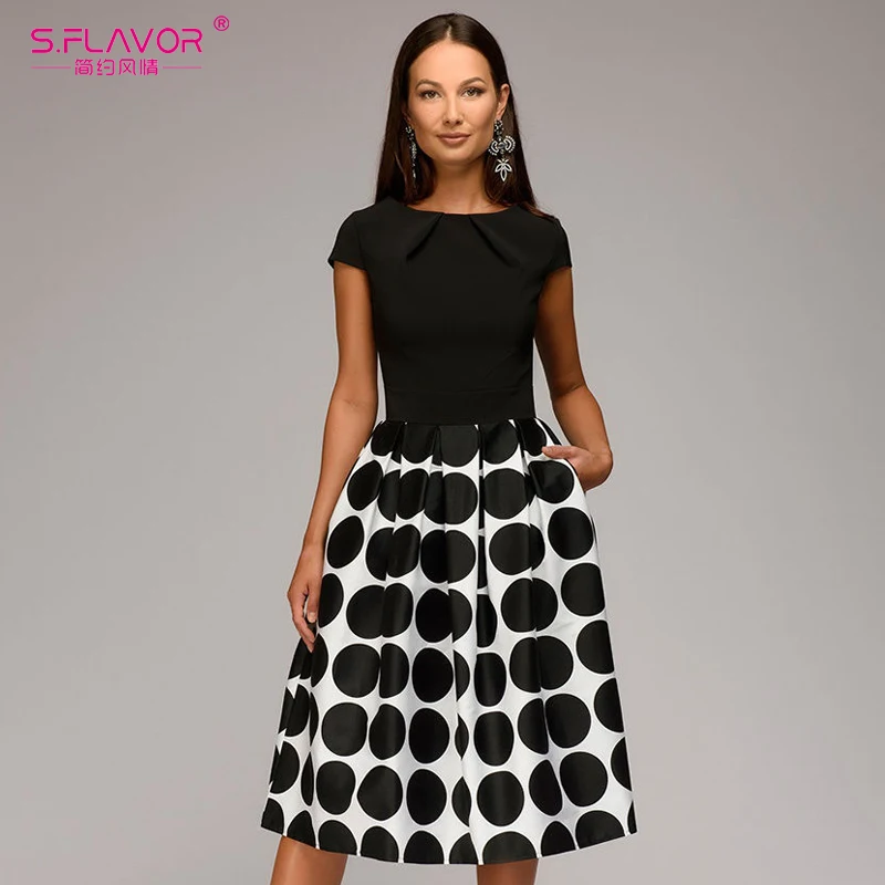 S.FLAVOR women parthwork knee-length dress Causal short sleeve wave point A-line vestidos for female Fashion women summer dress
S.FLAVOR women parthwork knee-length dress Causal short sleeve wave point A-line vestidos for female Fashion women summer dress