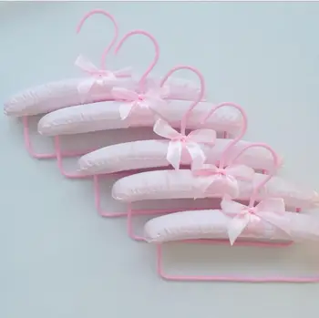 Baby Clothes Hangers Sponges Padded Hangers With Holders for Pantis Clothes Rack Sponges For Photograph Shop Display Home 25CM
Baby Clothes Hangers Sponges Padded Hangers With Holders for Pantis Clothes Rack Sponges For Photograph Shop Display Home 25CM
