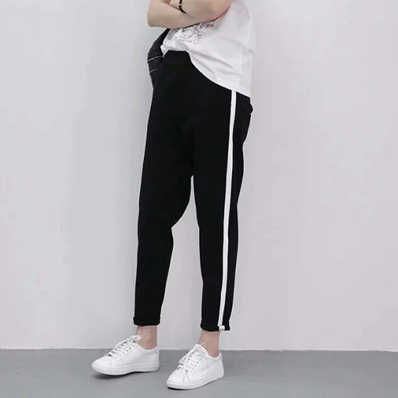 New Spring Ladies Sports Trousers Elastic Waist Outdoor Running Pants Hot Sale Unisex Jogging Pants Training Pants
New Spring Ladies Sports Trousers Elastic Waist Outdoor Running Pants Hot Sale Unisex Jogging Pants Training Pants