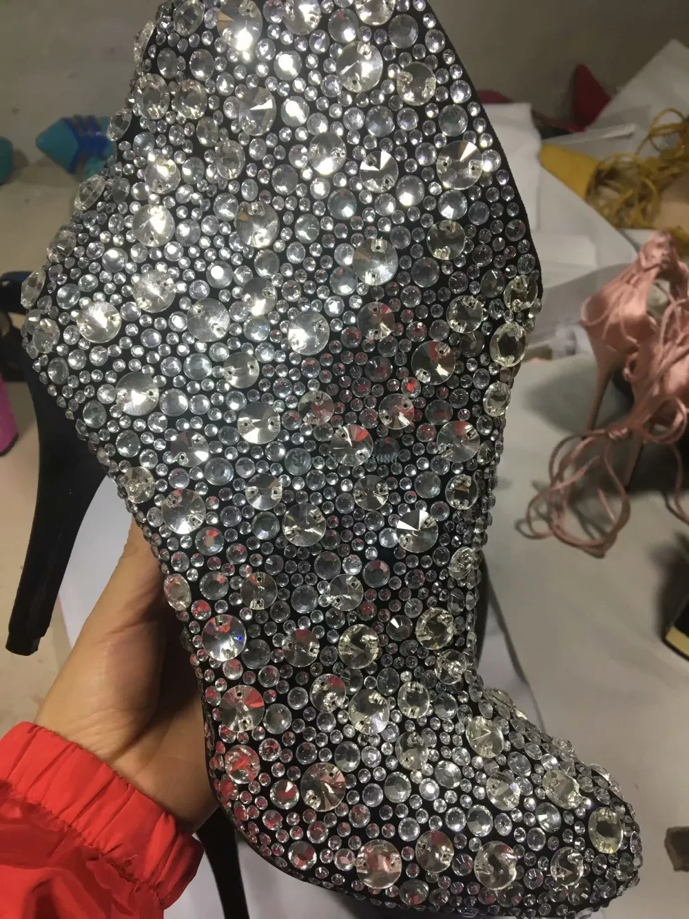 Bling Bling Crystal Thin High Heel Ankle Boots Shining Rhinestone Round Toe Stiletto Party Shoes Slip On Short Boots
Bling Bling Crystal Thin High Heel Ankle Boots Shining Rhinestone Round Toe Stiletto Party Shoes Slip On Short Boots