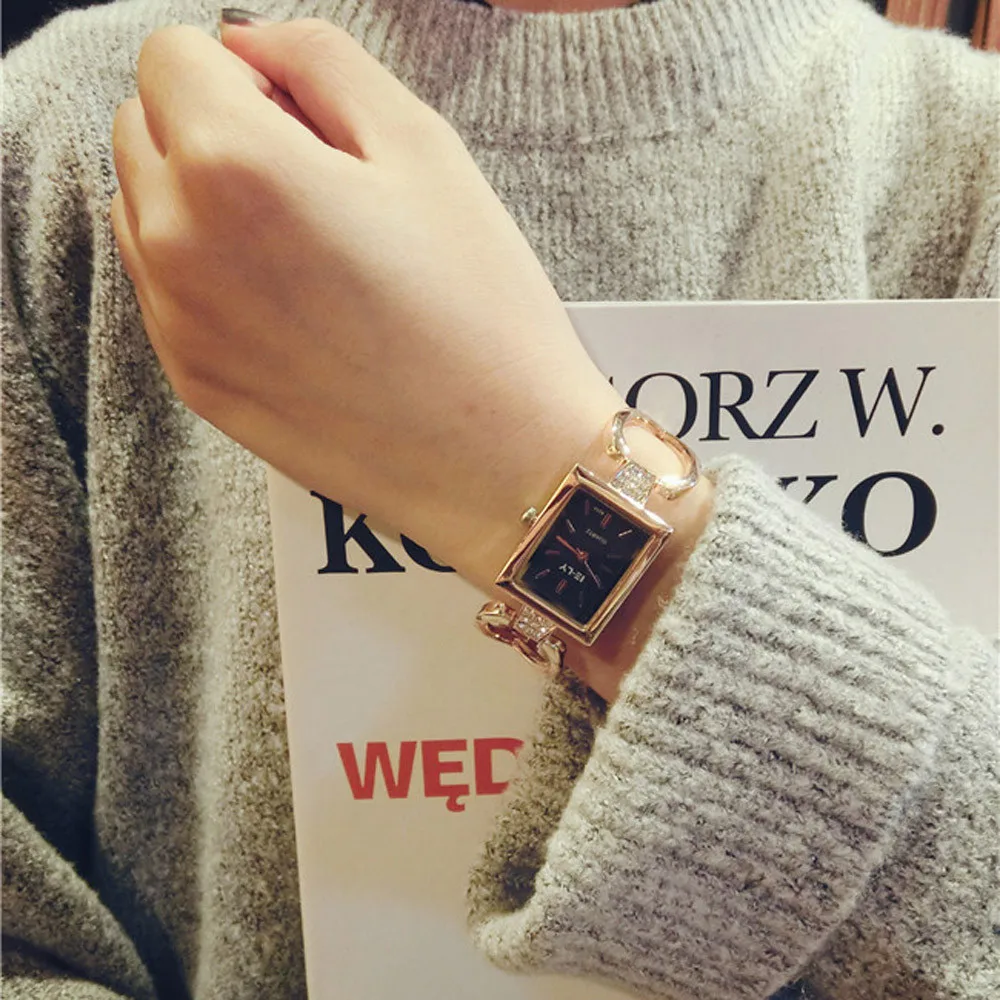 Fashion Female Rectangular Fashion Temperament Watch luxury relogio feminino Rhinestone Bracelet Clocks Women Quartz Watches B30
Fashion Female Rectangular Fashion Temperament Watch luxury relogio feminino Rhinestone Bracelet Clocks Women Quartz Watches B30