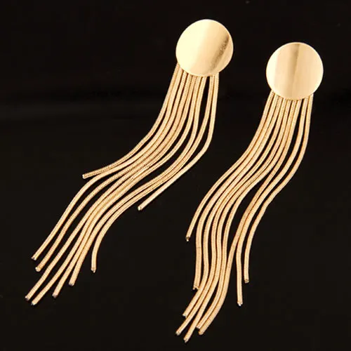 New Tassel Earrings 3 Color Colors Stud Earrings Fashion Jewelry For Women Bijoux Statement Earrings oorbellen
New Tassel Earrings 3 Color Colors Stud Earrings Fashion Jewelry For Women Bijoux Statement Earrings oorbellen