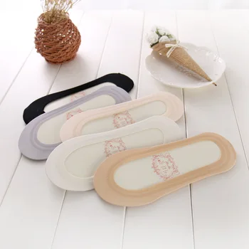 4Pair Ladies Summer Thin Sock Slippers Silicone Gel Antiskid Ice Silk Socks Seamless Shallow Mouth Invisible Women Boat Socks
4Pair Ladies Summer Thin Sock Slippers Silicone Gel Antiskid Ice Silk Socks Seamless Shallow Mouth Invisible Women Boat Socks
